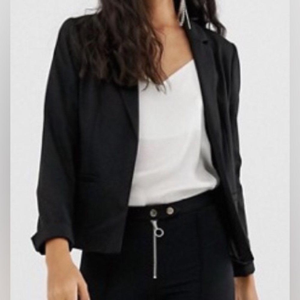 Classic Blazer in Black